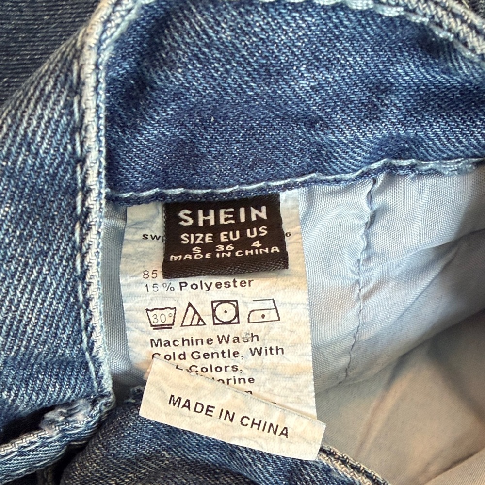 SHEIN Women’s Dark Blue Relaxed Denim Jeans Size 4 - Picture 2 of 4
